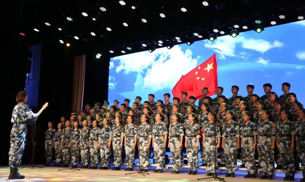 车辆静置停车开空调，一个小时耗油量是多少？游戏画面